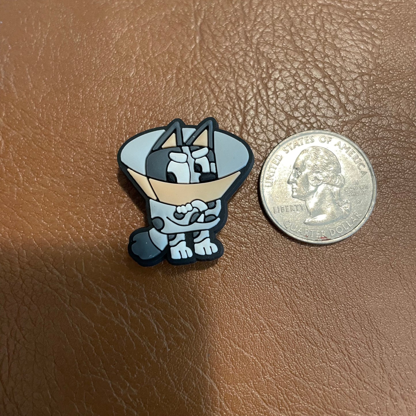 Muffin with A Cone Croc Charm